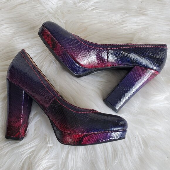 Kenneth Cole Shoes - Kenneth Cole Reaction Purple Embossed Snakeskin Block High Heel Shoes SZ 8